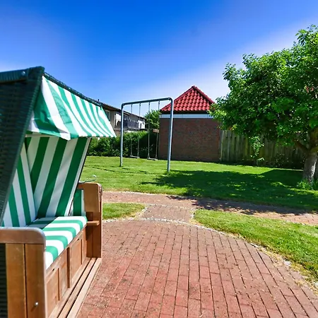 Max & Moritz 4 Διαμέρισμα *